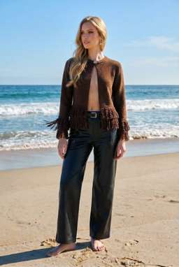 Anna 2 Black [Animate] [Midday to Sunset] [Day to Night] [Night to Day]