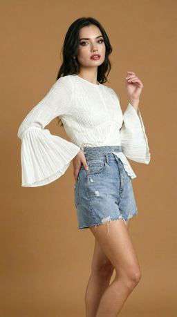 Petra In Zara - Variation - Fashion Standing Pose [VAR:2] [Rotated 32° Right]