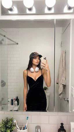 Petra - CONTRAST LACE BRALETTE + 50TH ANNIVERSARY LEATHER TROUSERS WITH DARTS AND BELT - Bathroom Mirror Selfie